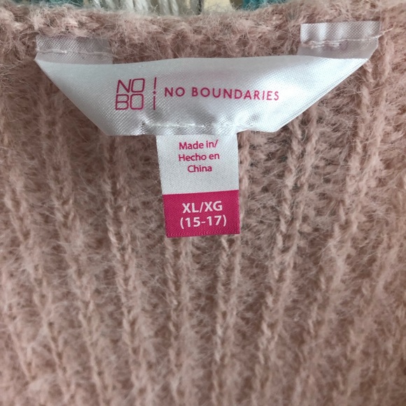 No Boundaries twist sweater - Picture 3 of 3